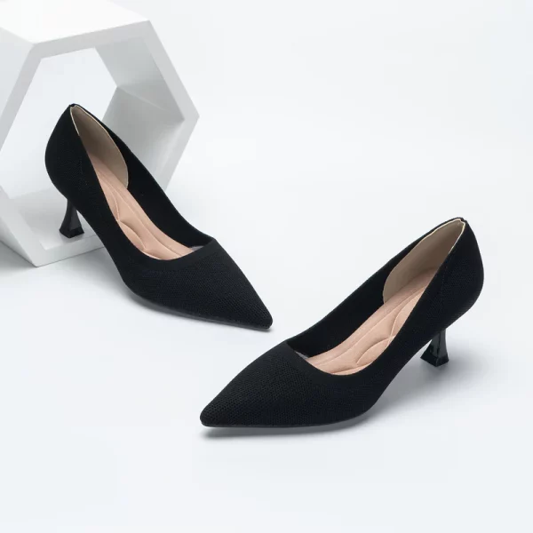 Pointed-Toe Low Heel Knit Pumps for Stylish Comfort